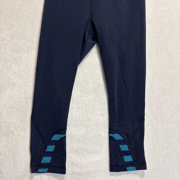 Lululemon Run Inspire Crop II Inkwell Quilt Winter Micro Macro Stripe Surge 6 - Picture 4 of 14